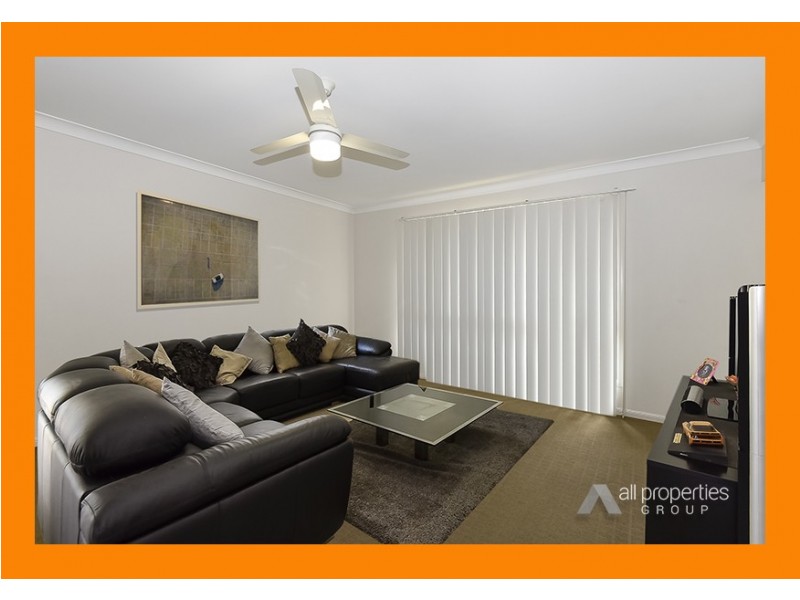 4 Steelwood Street, Heathwood QLD 4110