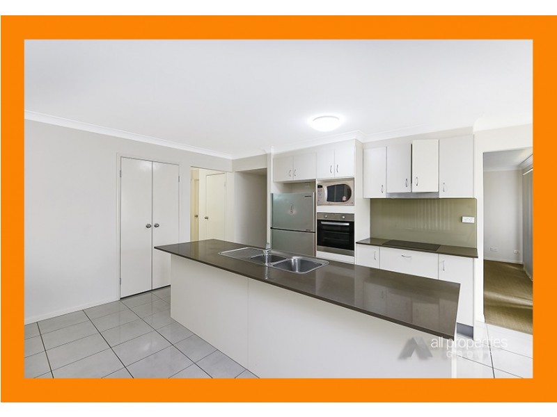 4 Steelwood Street, Heathwood QLD 4110