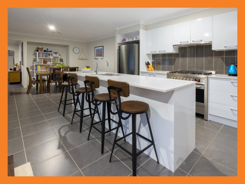 20 John Davison Place, Crestmead QLD 4132