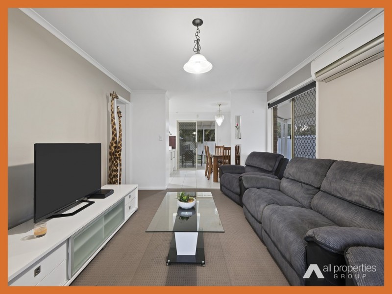 11 Bonhill Court, Hillcrest QLD 4118