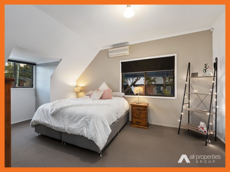 11 Bonhill Court, Hillcrest QLD 4118