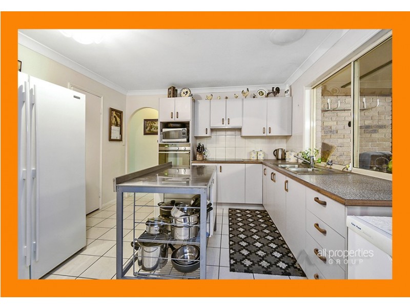 37 COLISA CRESCENT, Regents Park QLD 4118