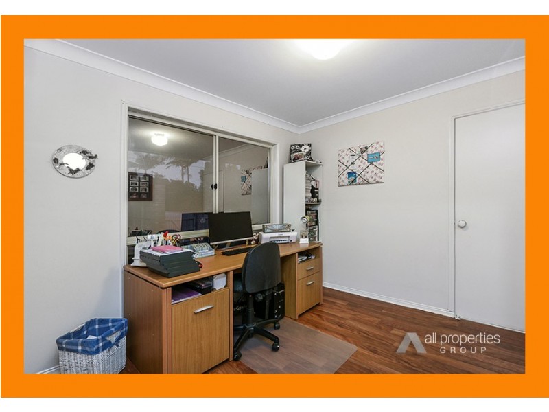 37 COLISA CRESCENT, Regents Park QLD 4118