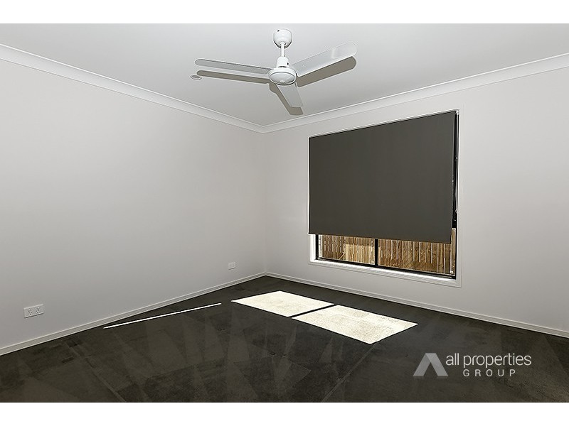 57 Mount Barney Cres, Park Ridge QLD 4125