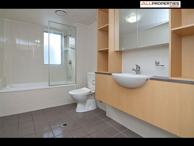 20/2 Cnr Brunswick and Berwick Streets, Fortitude Valley QLD 4006