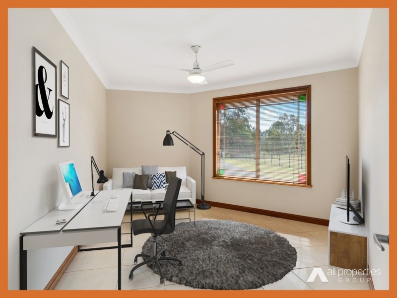 17 Boyd Ct, Forestdale QLD 4118