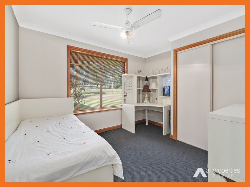 17 Boyd Ct, Forestdale QLD 4118