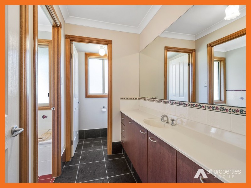 17 Boyd Ct, Forestdale QLD 4118