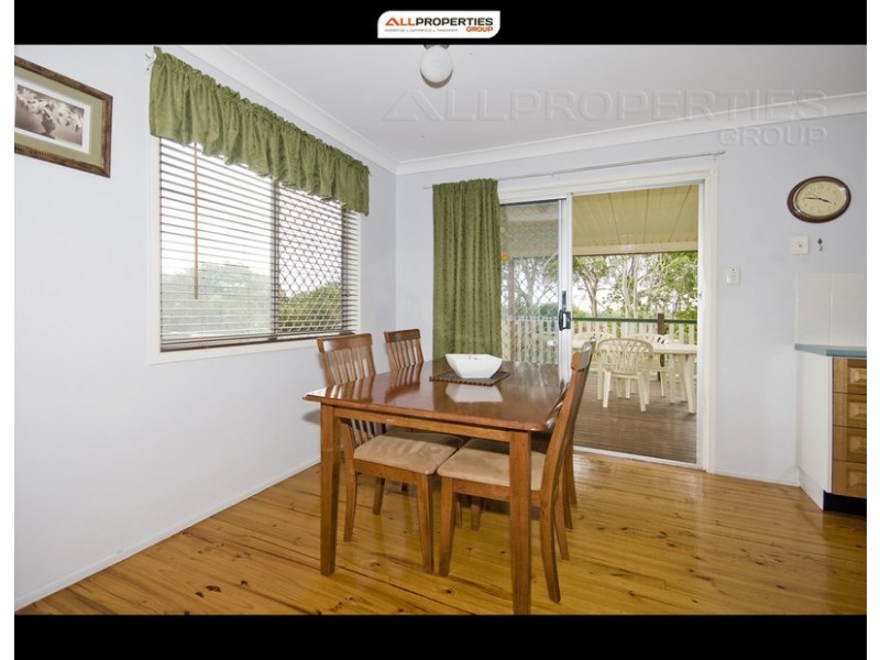 42 Flinders Crecsent, Boronia Heights QLD 4124