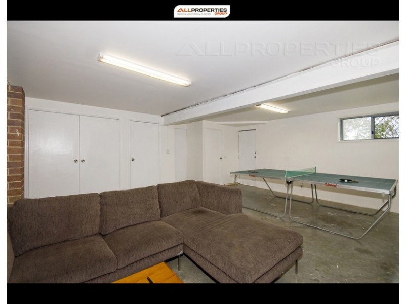 42 Flinders Crecsent, Boronia Heights QLD 4124