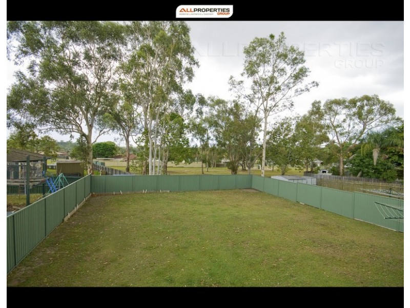 42 Flinders Crecsent, Boronia Heights QLD 4124