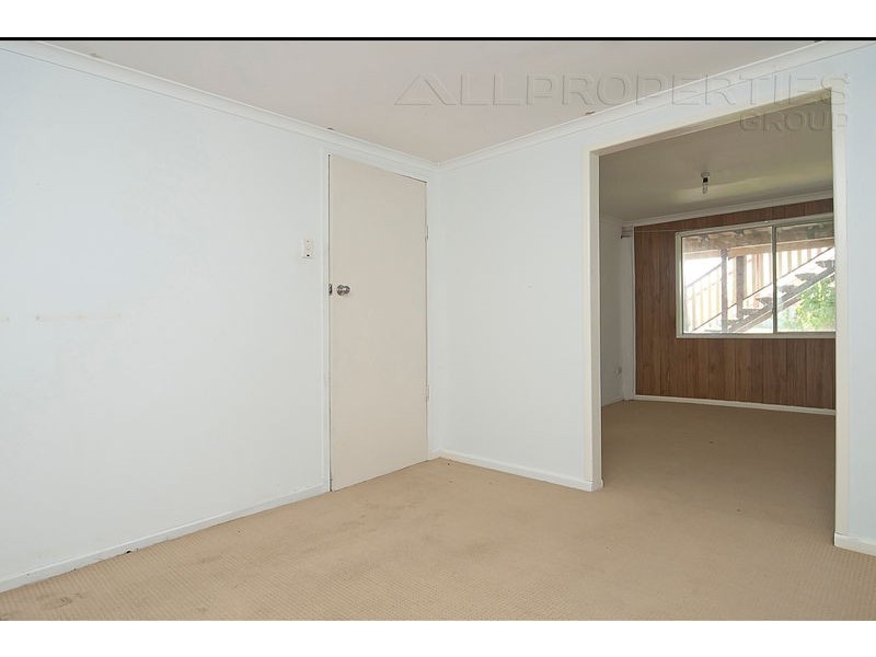 105 Fourth Avenue, Marsden QLD 4132