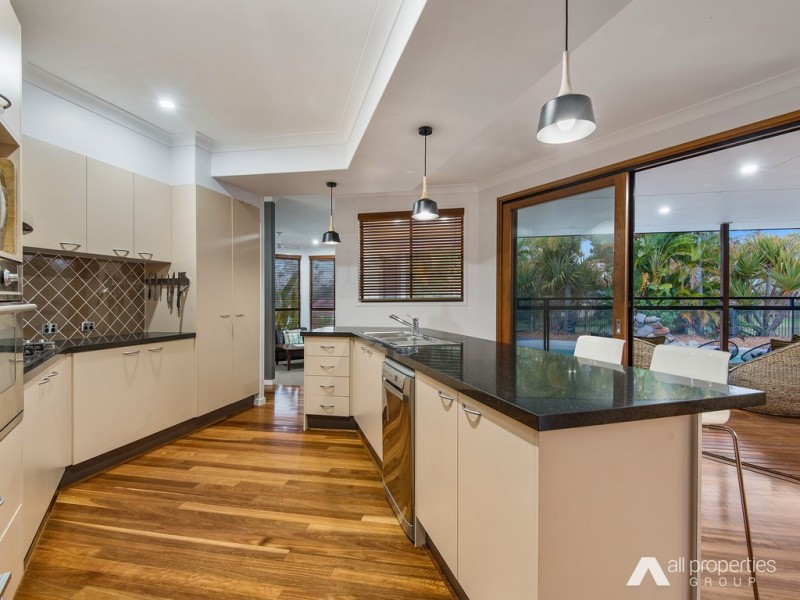 19 Sienko St, Forestdale QLD 4118
