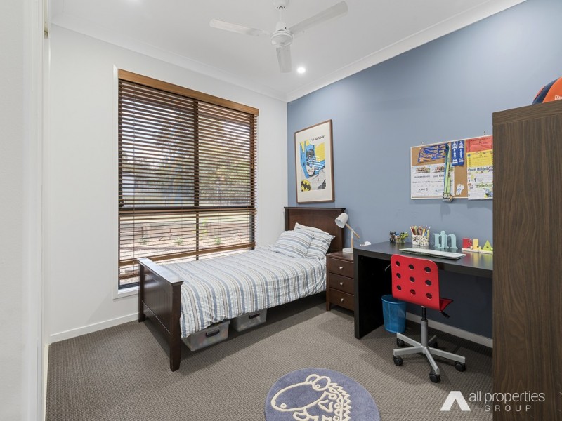 19 Sienko St, Forestdale QLD 4118