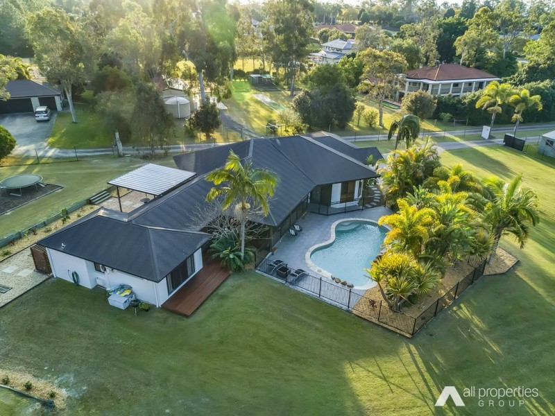 19 Sienko St, Forestdale QLD 4118