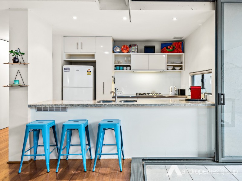 301/5 Manning Street, South Brisbane QLD 4101