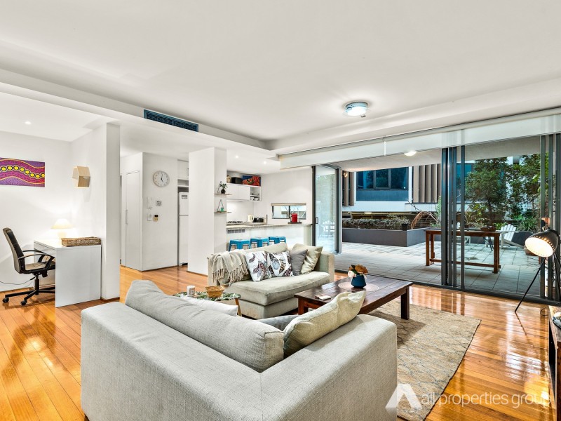 301/5 Manning Street, South Brisbane QLD 4101