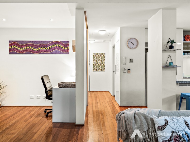 301/5 Manning Street, South Brisbane QLD 4101