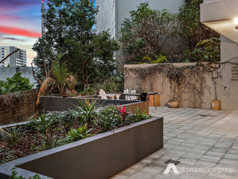 301/5 Manning Street, South Brisbane QLD 4101