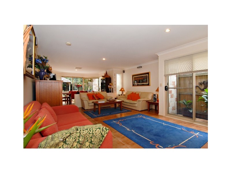 27 Mawson Place, Forest Lake QLD 4078