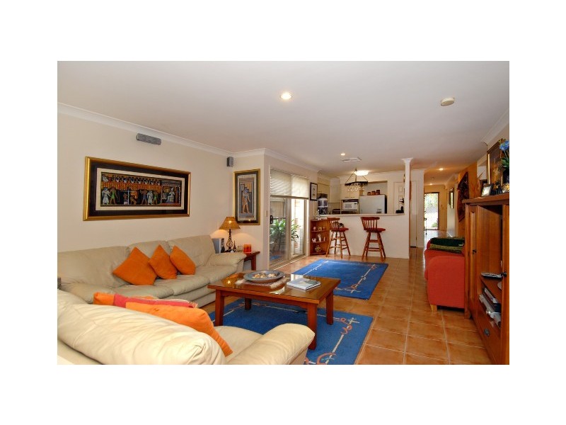 27 Mawson Place, Forest Lake QLD 4078