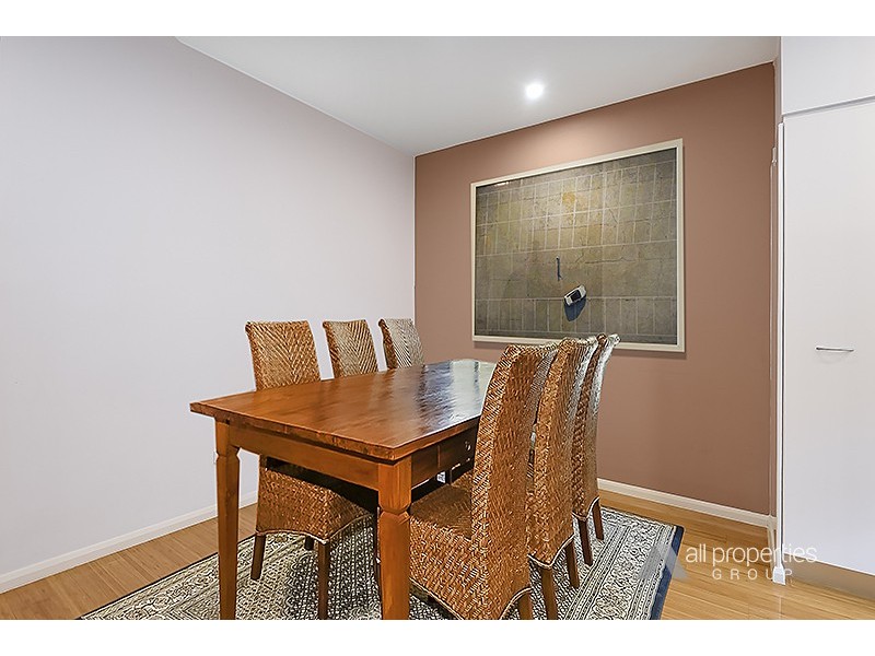 2/158 Woogaroo Street, Forest Lake QLD 4078