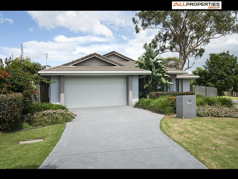 26 Cypress Street, Heathwood QLD 4110