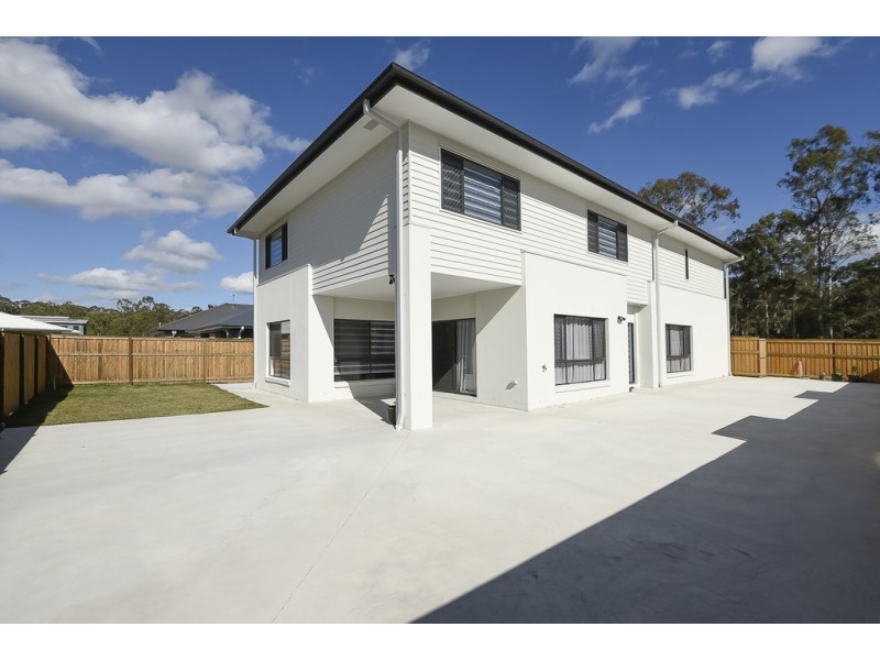 12 Penda Crescent, Pallara QLD 4110