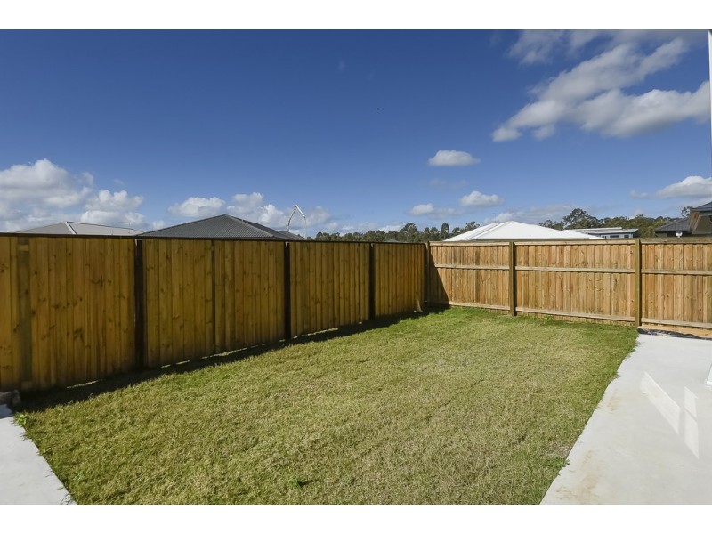 12 Penda Crescent, Pallara QLD 4110