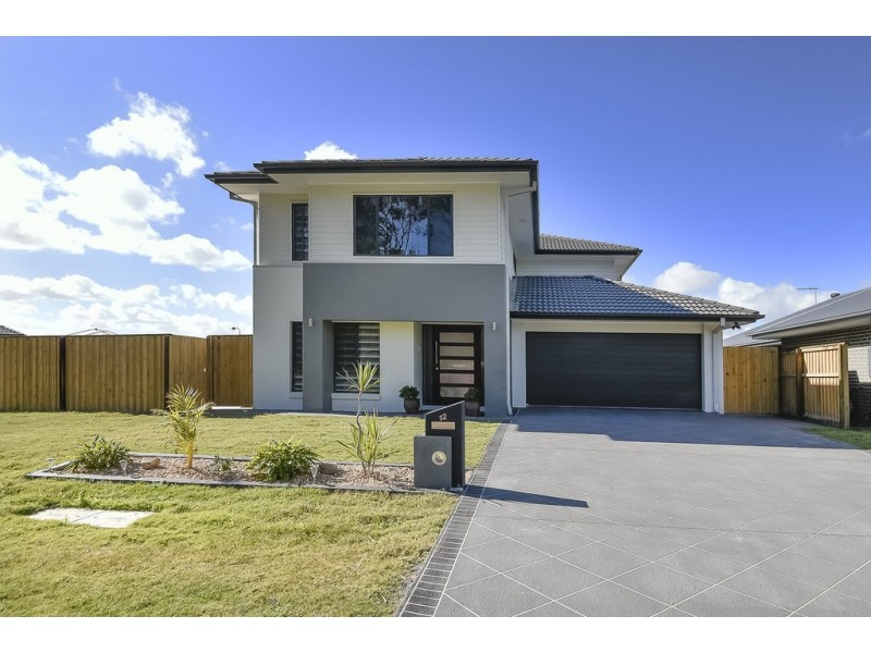 12 Penda Crescent, Pallara QLD 4110