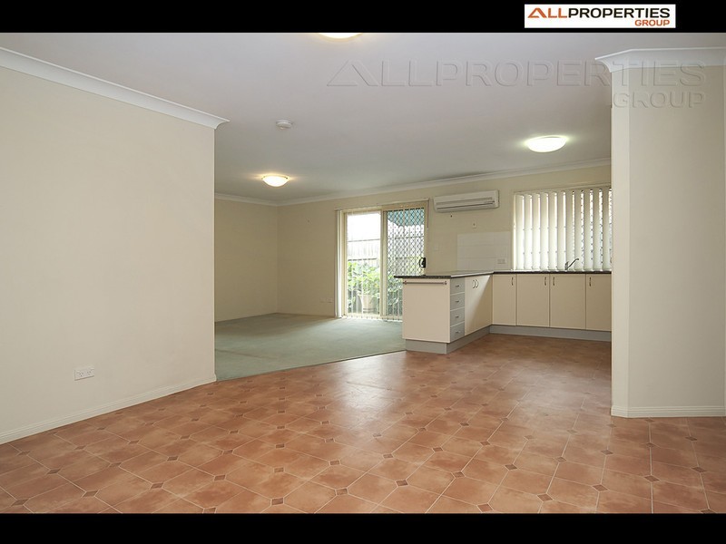 14 Venture Street, Crestmead QLD 4132