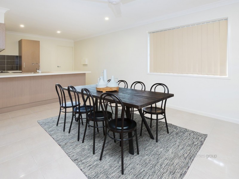 23 Coachwood St, Crestmead QLD 4132