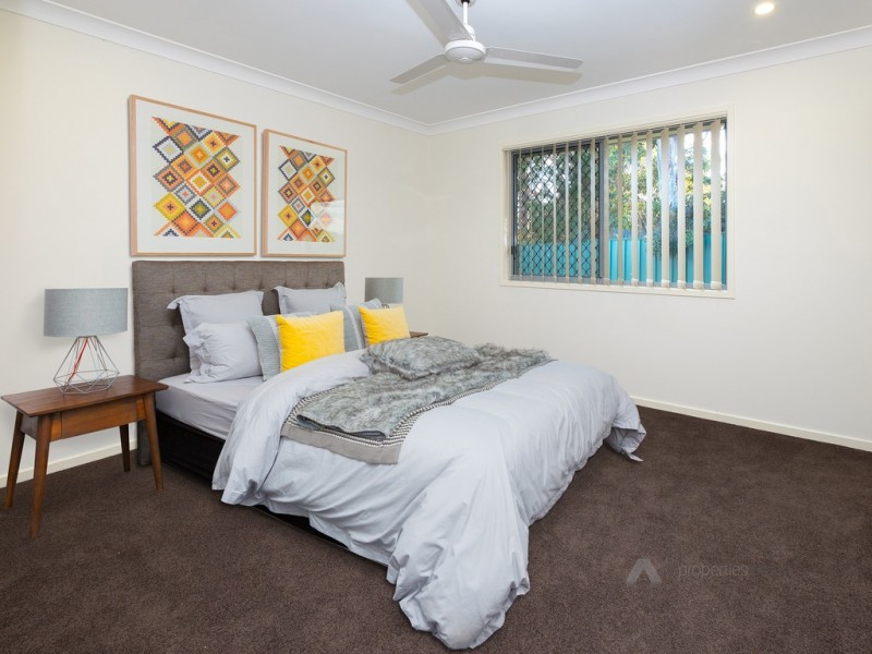 23 Coachwood St, Crestmead QLD 4132