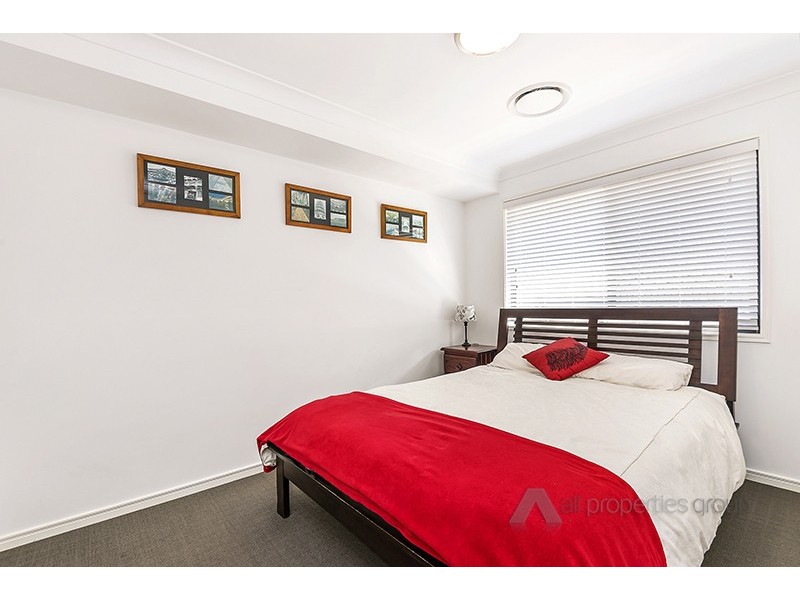 95 Steelwood Street, Heathwood QLD 4110