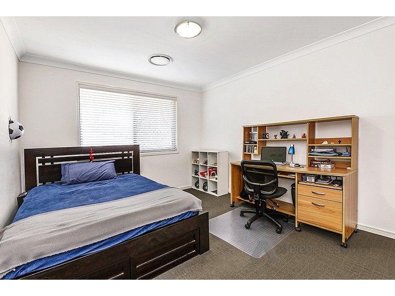 95 Steelwood Street, Heathwood QLD 4110