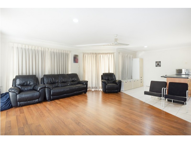 13 Robson Street, Forest Lake QLD 4078