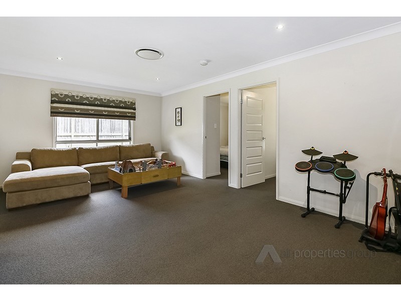 14 Bottlebrush Street, Heathwood QLD 4110