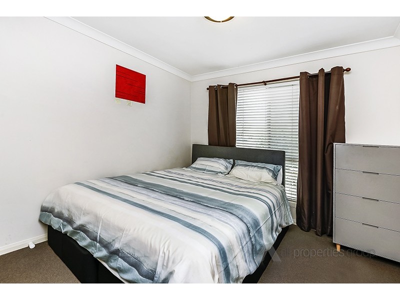 14 Bottlebrush Street, Heathwood QLD 4110