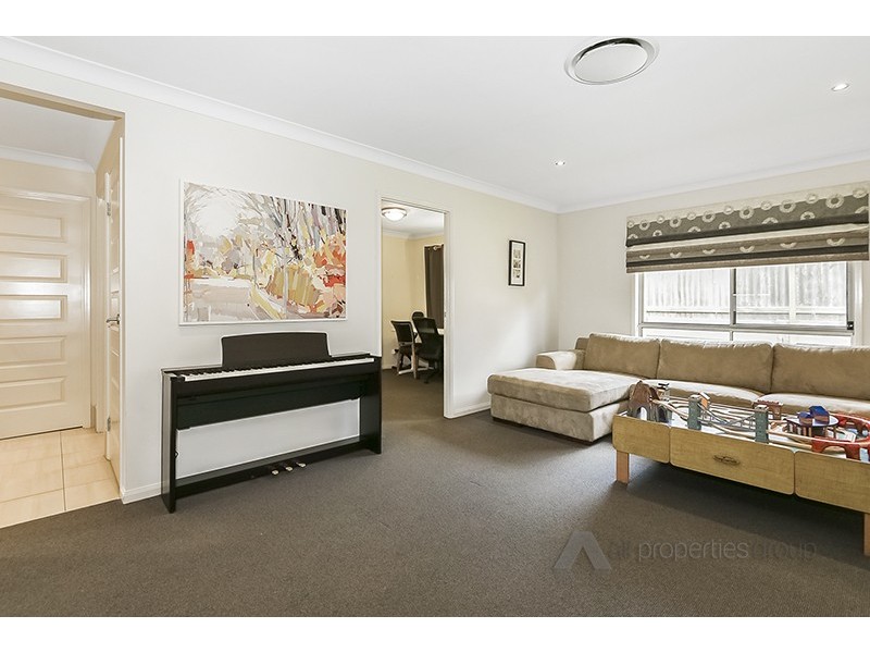 14 Bottlebrush Street, Heathwood QLD 4110