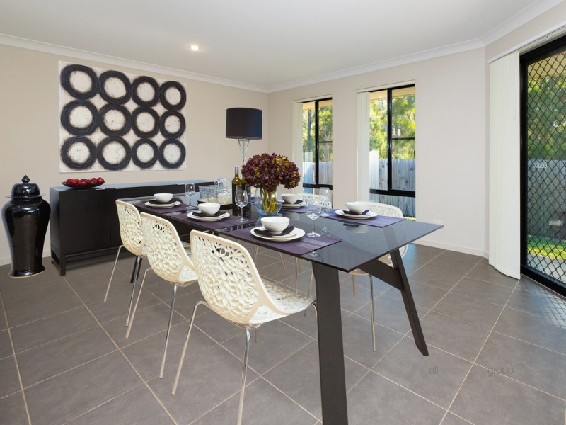 23 John Davison Place, Crestmead QLD 4132