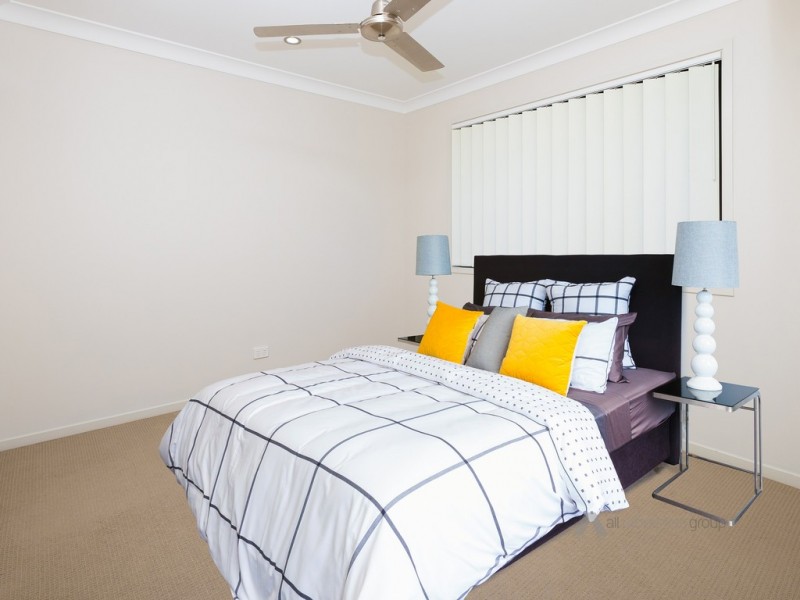 23 John Davison Place, Crestmead QLD 4132