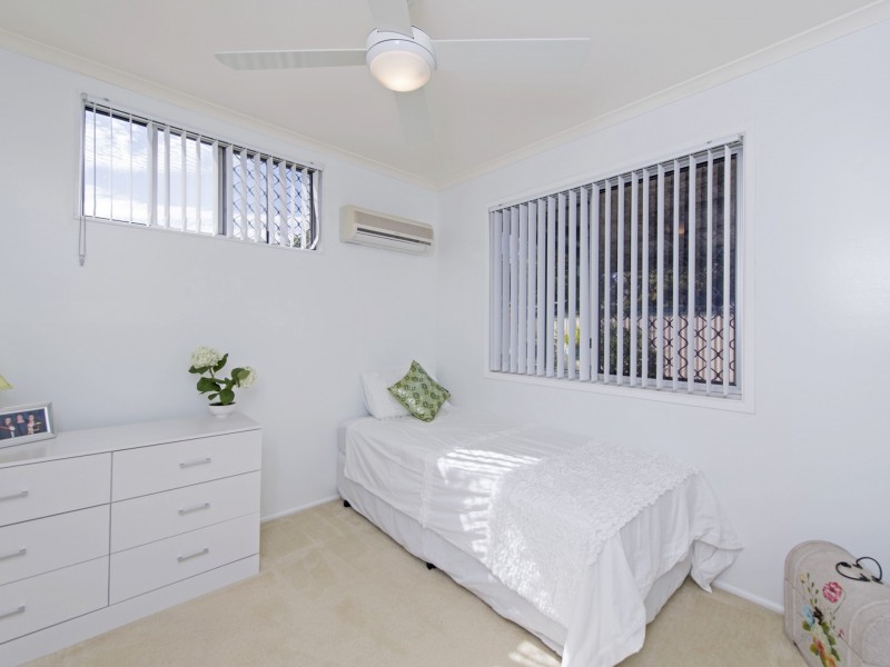 8 Cooran Street, Beenleigh QLD 4207