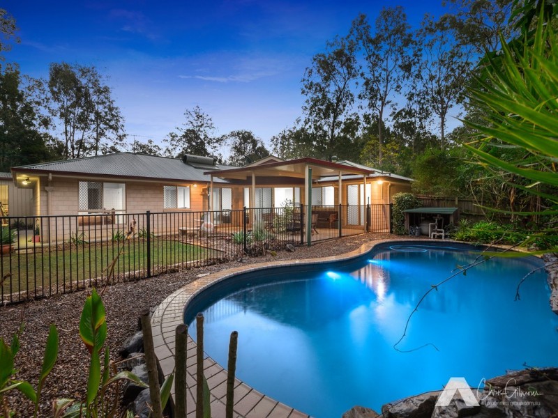 12-14 Silvereye Cres, Greenbank QLD 4124