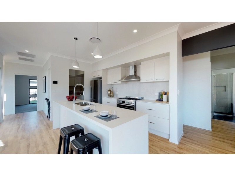 1042 Springfield Rise, Spring Mountain QLD 4124