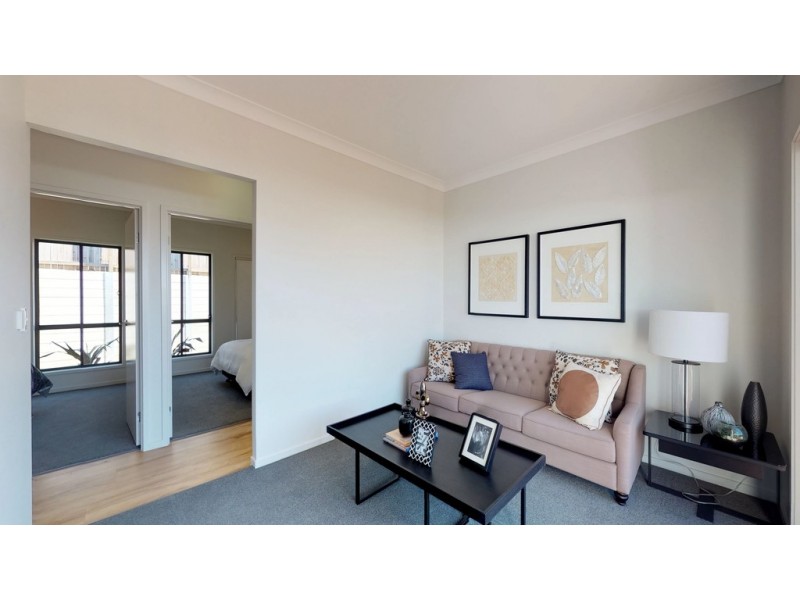 1042 Springfield Rise, Spring Mountain QLD 4124