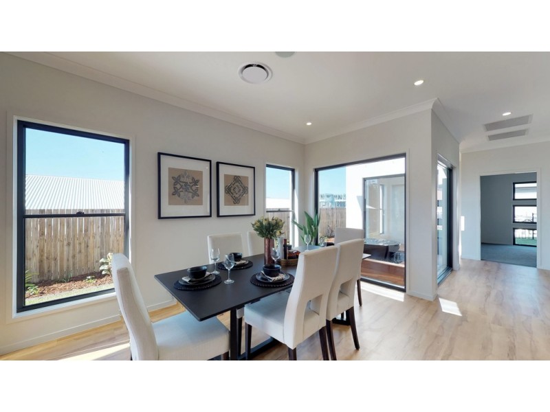 1042 Springfield Rise, Spring Mountain QLD 4124