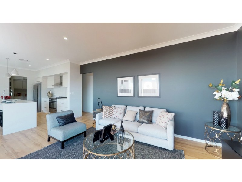 1042 Springfield Rise, Spring Mountain QLD 4124