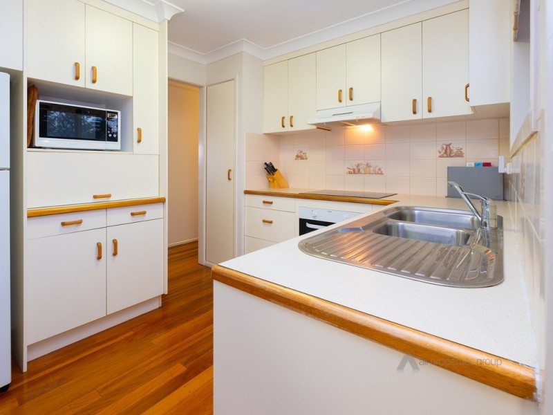 2 Bank Street, Browns Plains QLD 4118