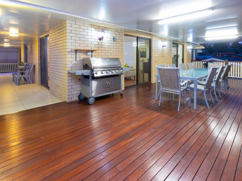 2 Bank Street, Browns Plains QLD 4118