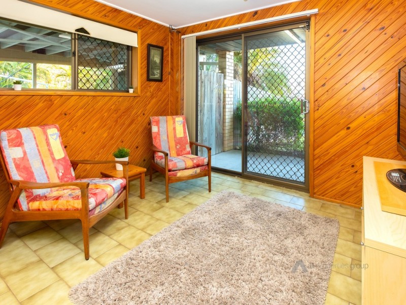 2 Bank Street, Browns Plains QLD 4118